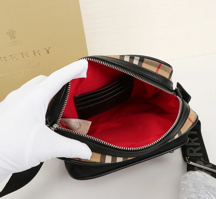GoAnywhere 2345 Burberry AAA Quality Messenger Bags