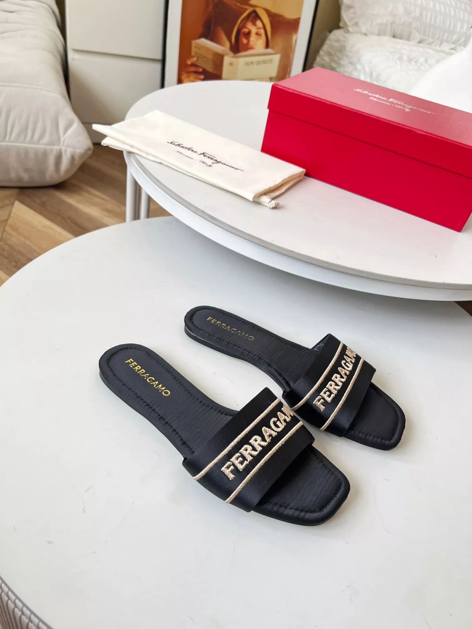 GoAnywhere 2574 Salvatore Ferragamo Slippers For Women