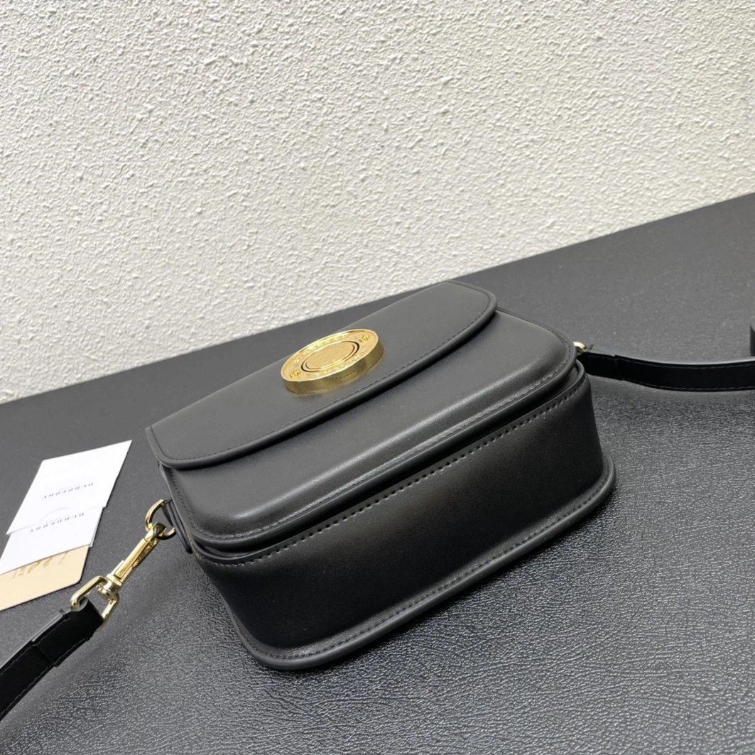 GoAnywhere 2757 Burberry AAA Quality Messenger Bags For Women