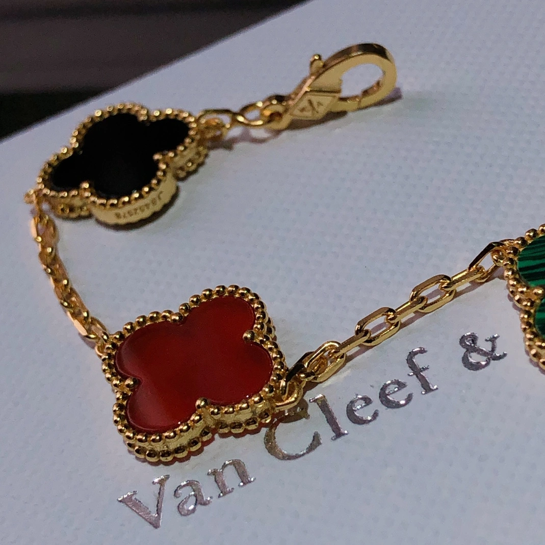 GoAnywhere 2865 Van Cleef & Arpels Bracelet For Women