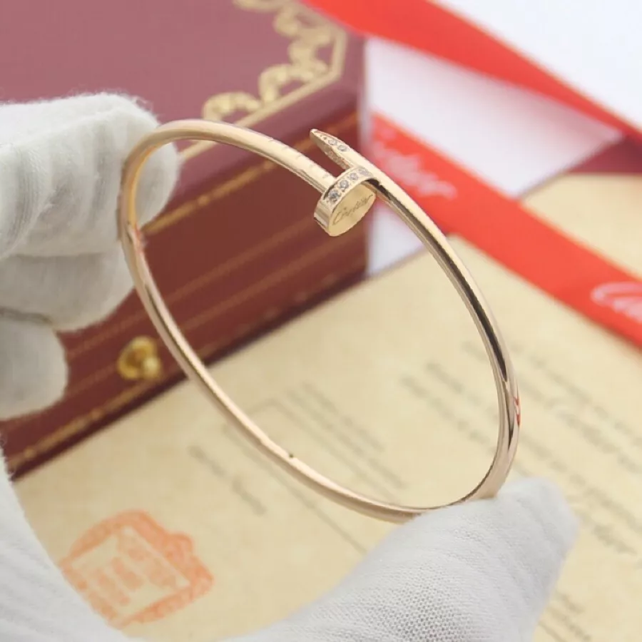 GoAnywhere 2994 Cartier bracelets