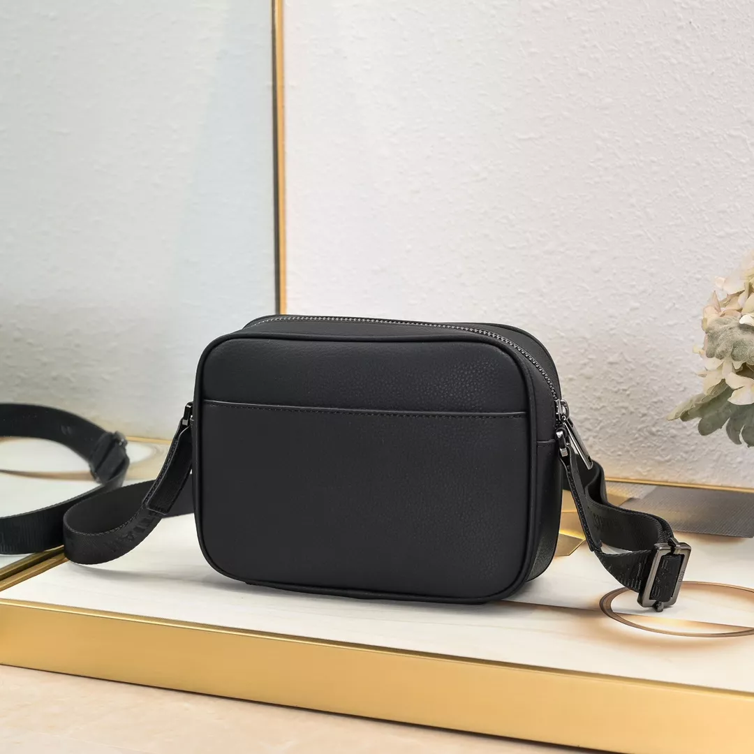 GoAnywhere 3180 Christian Dior AAA Man Messenger Bags