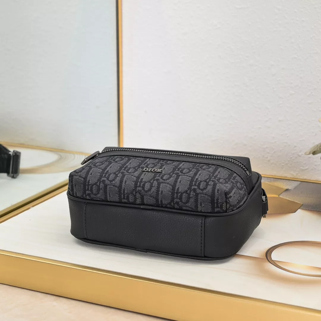 GoAnywhere 3180 Christian Dior AAA Man Messenger Bags