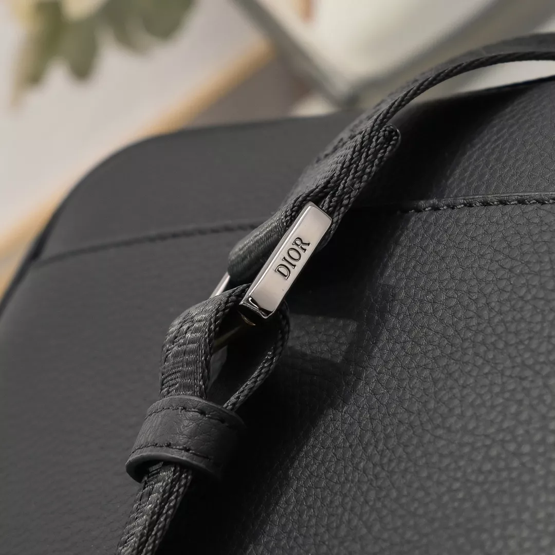 GoAnywhere 3180 Christian Dior AAA Man Messenger Bags