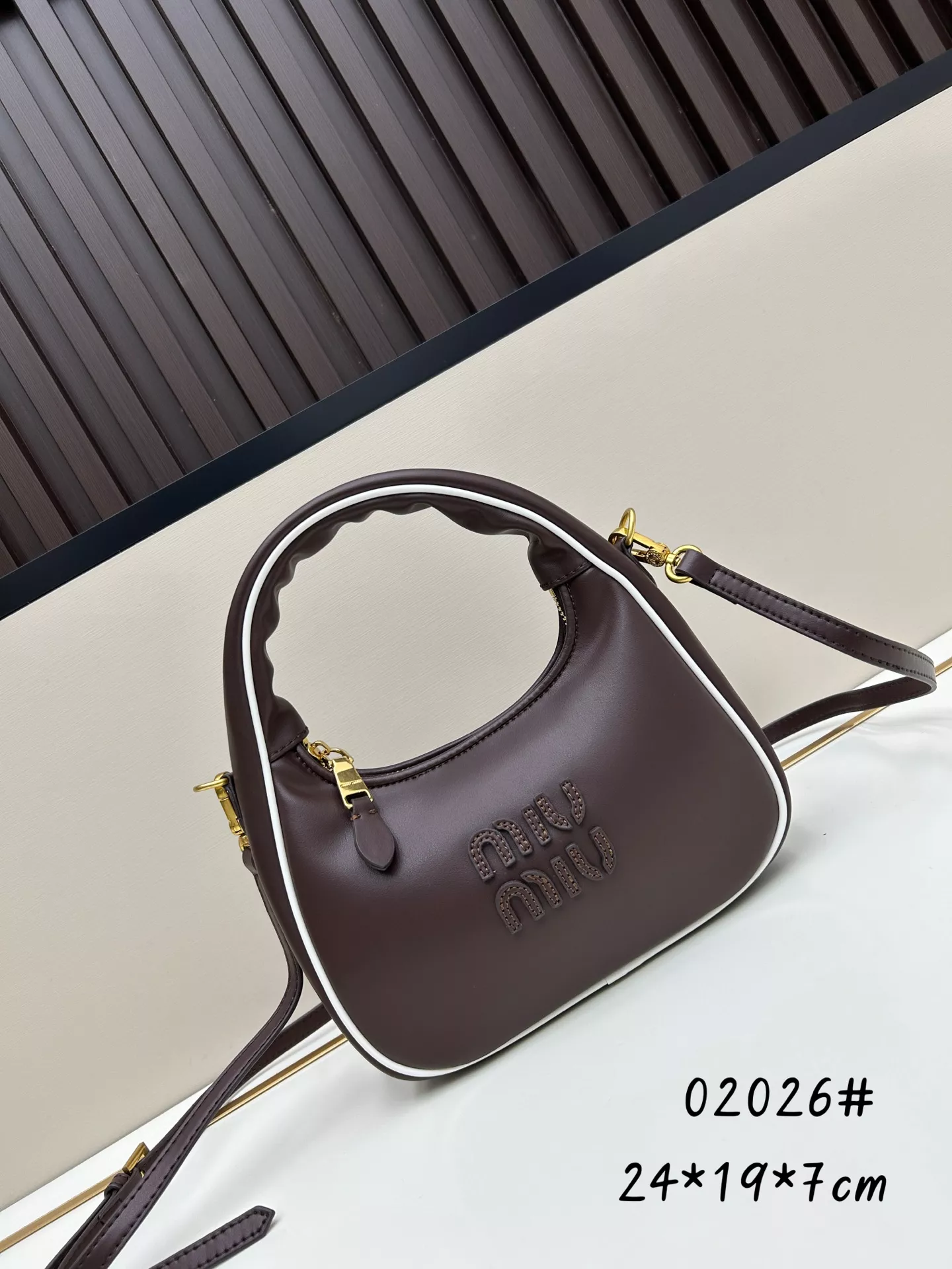 GoAnywhere 3527 MIU MIU AAA Quality Handbags For Women