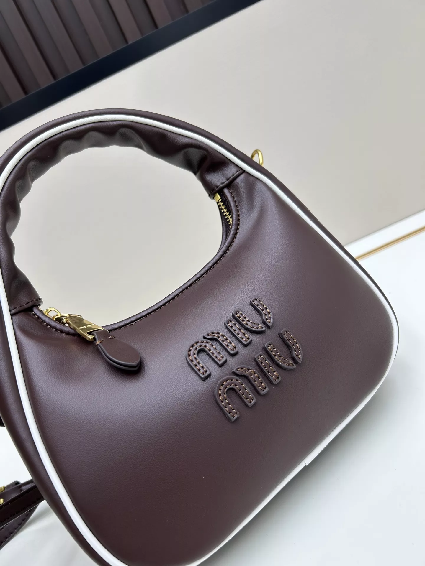 GoAnywhere 3527 MIU MIU AAA Quality Handbags For Women