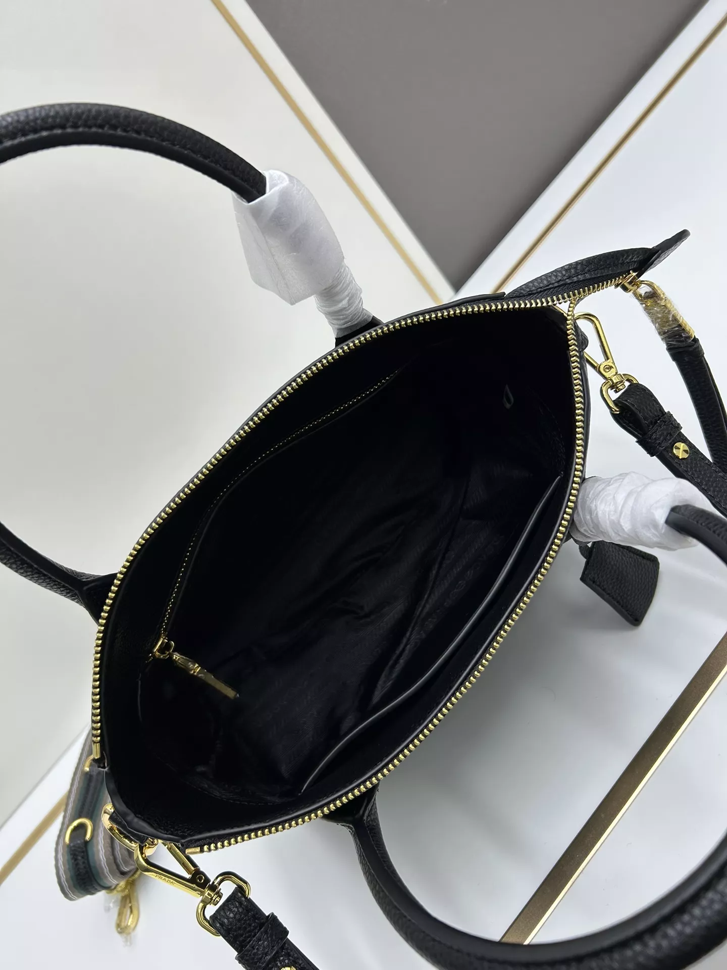 GoAnywhere 3544 Prada AAA Quality Handbags For Women