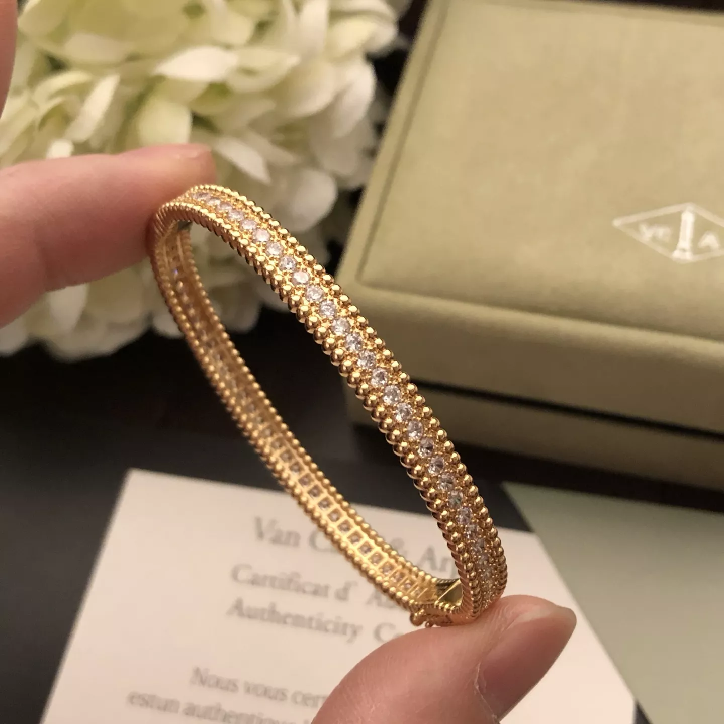 GoAnywhere 3643 Van Cleef & Arpels Bracelets
