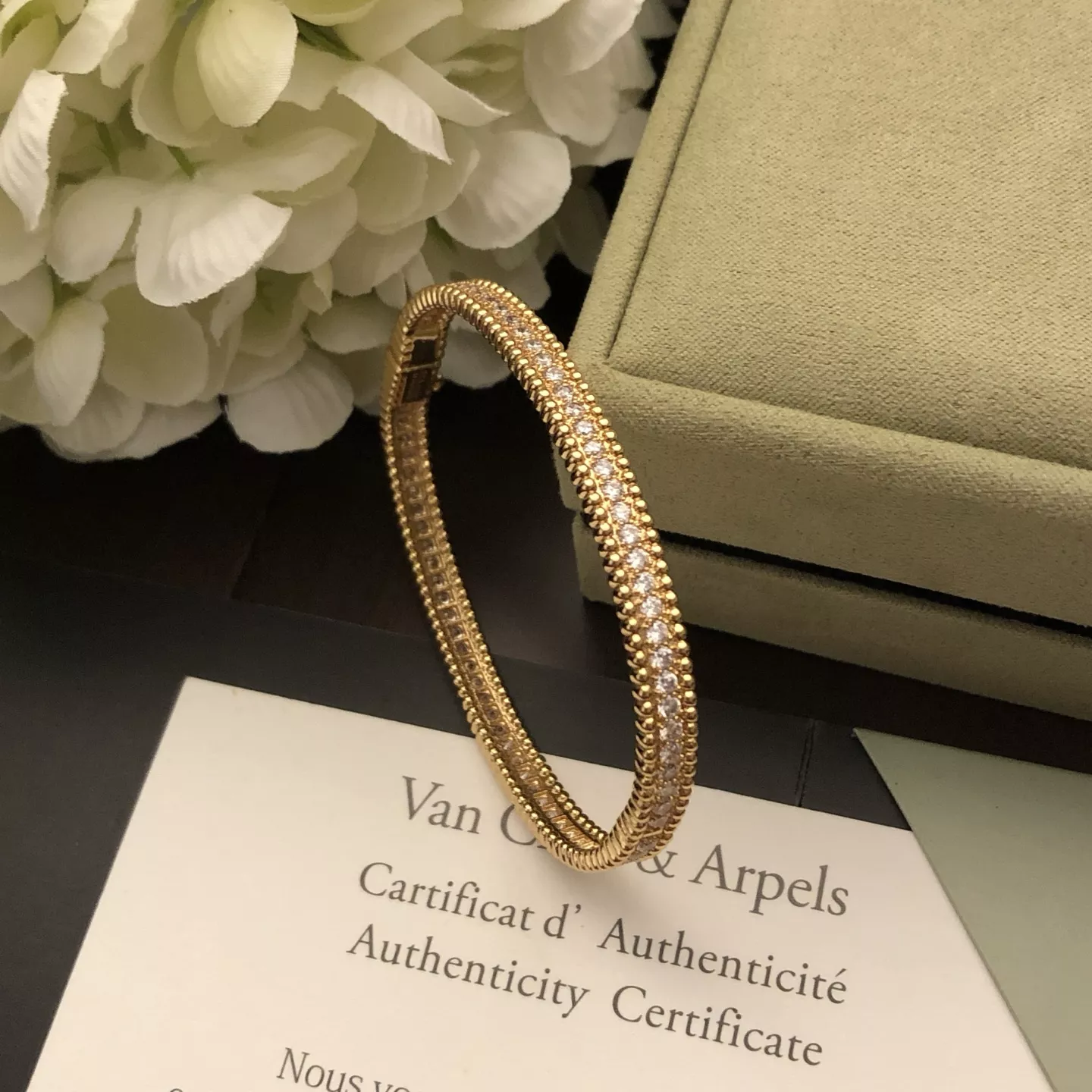 GoAnywhere 3643 Van Cleef & Arpels Bracelets