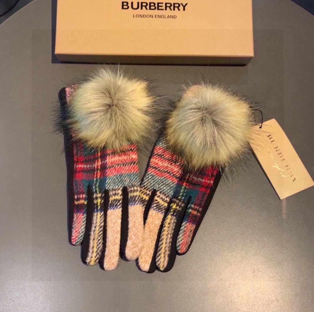 GoAnywhere 3848 Burberry Gloves For Women