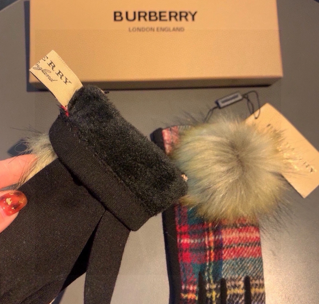 GoAnywhere 3848 Burberry Gloves For Women