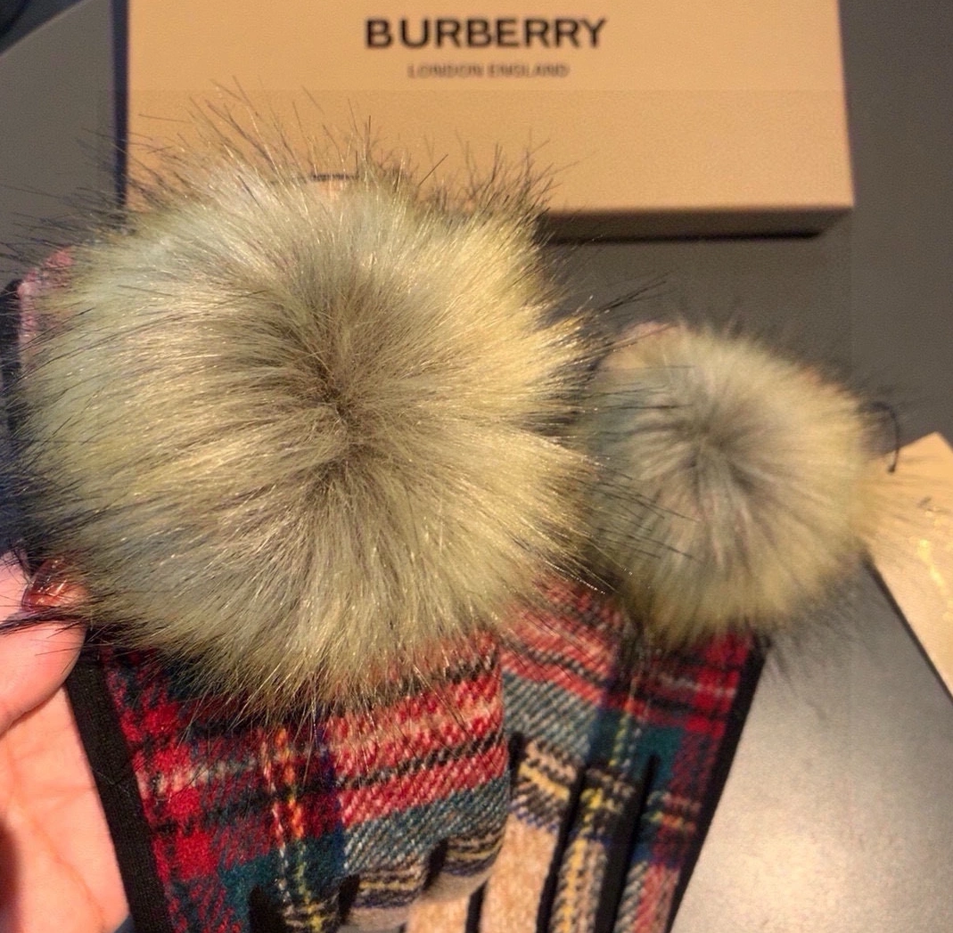 GoAnywhere 3848 Burberry Gloves For Women