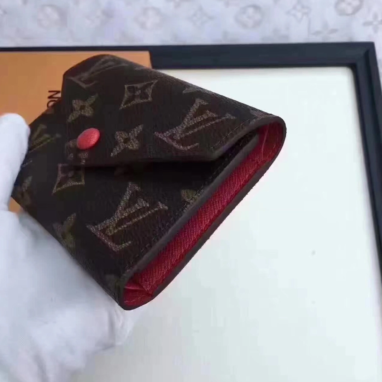 GoAnywhere 3923 Louis Vuitton LV AAA Quality Wallets