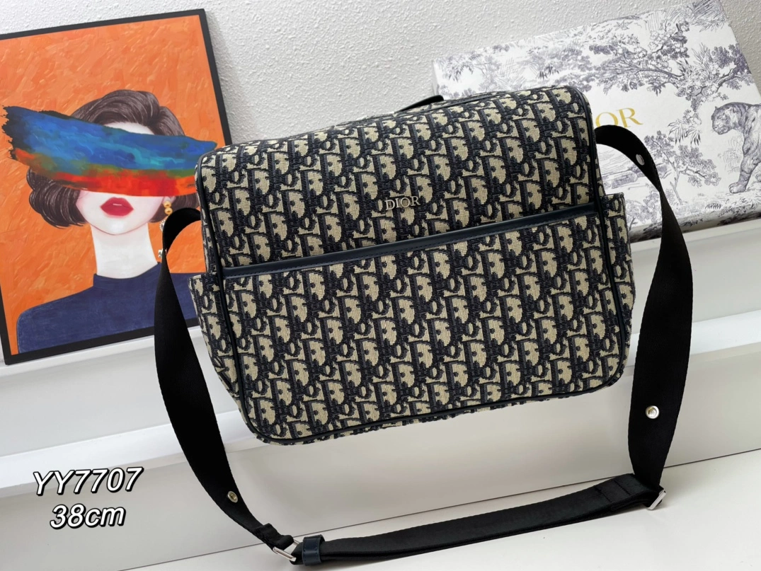 GoAnywhere 3962 Christian Dior AAA Man Messenger Bags
