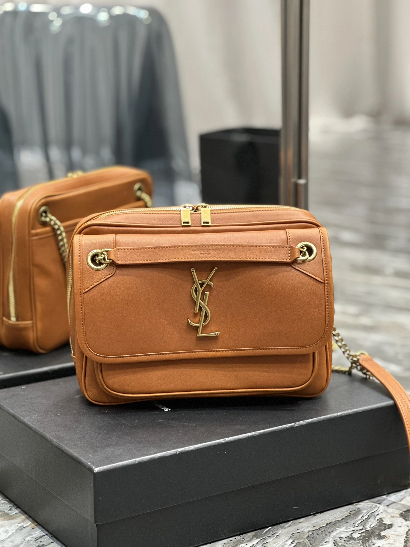 GoAnywhere 3962 Yves Saint Laurent YSL AAA Quality Shoulder Bags For Women