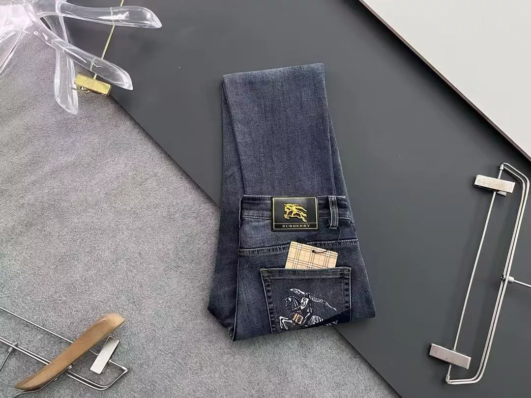 GoAnywhere 4314 Burberry Jeans For Men