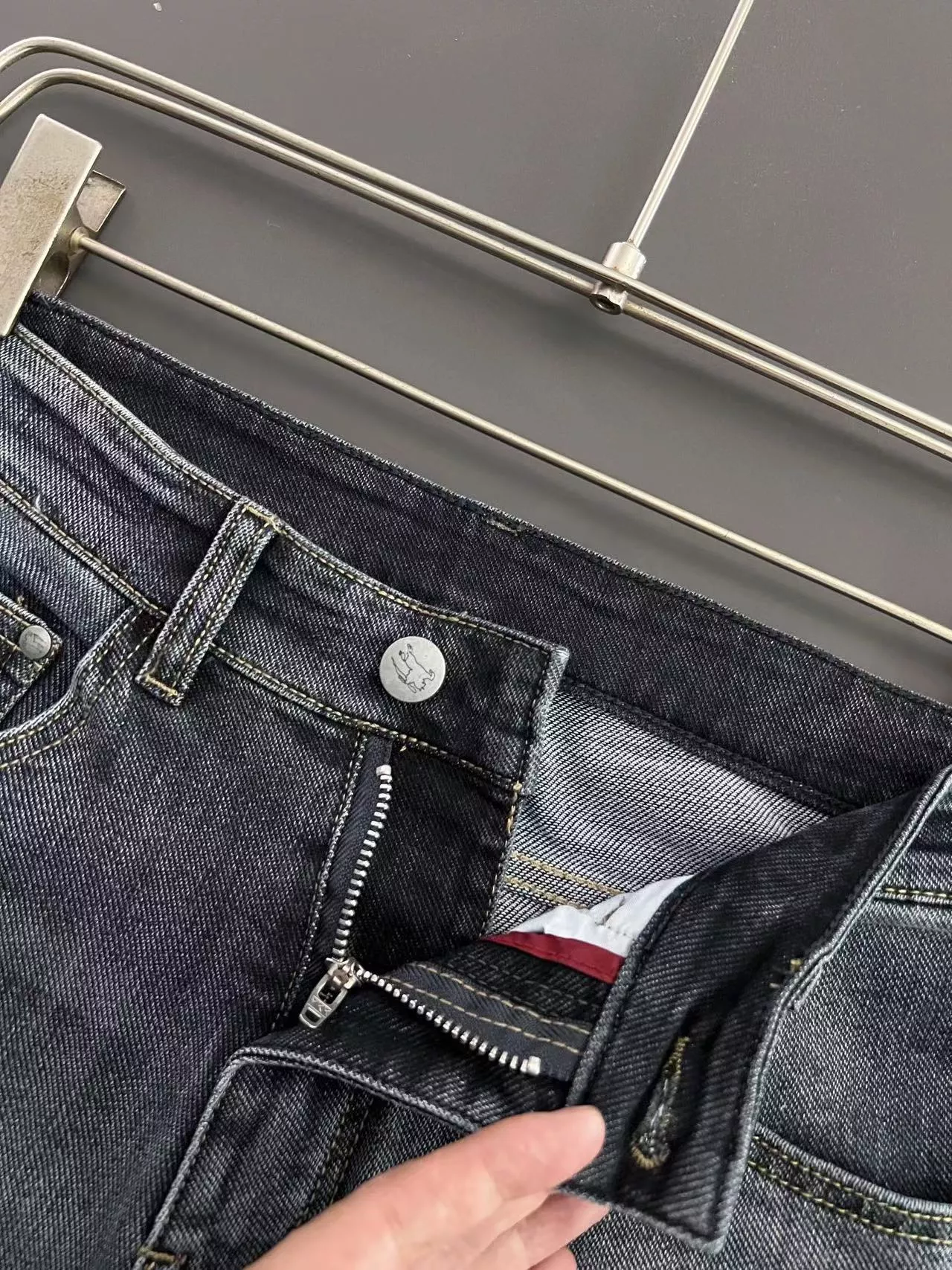 GoAnywhere 4314 Burberry Jeans For Men