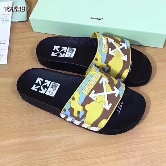 GoAnywhere 4389 Off-White Slippers For Men
