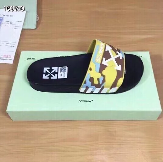 GoAnywhere 4389 Off-White Slippers For Men