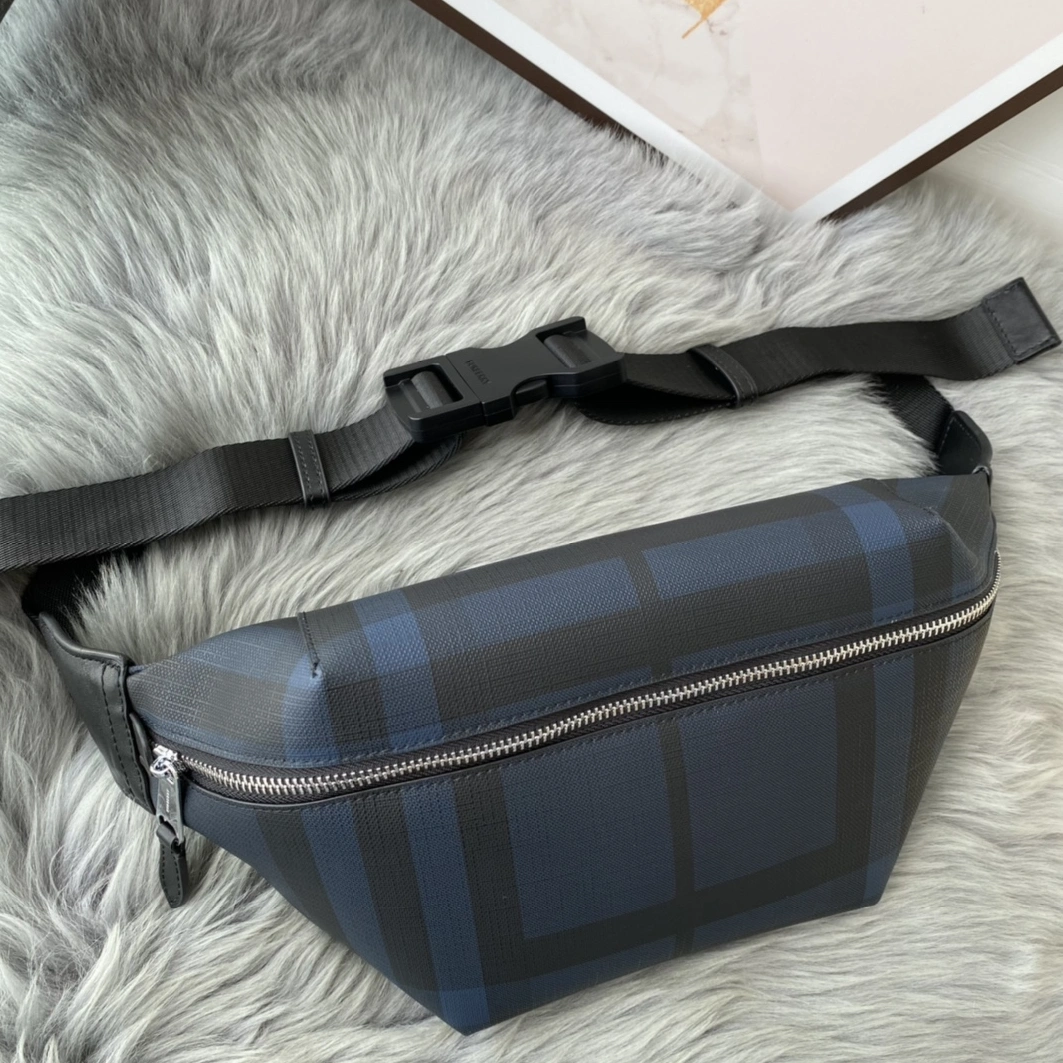 GoAnywhere 4456 Burberry AAA Man Messenger Bags