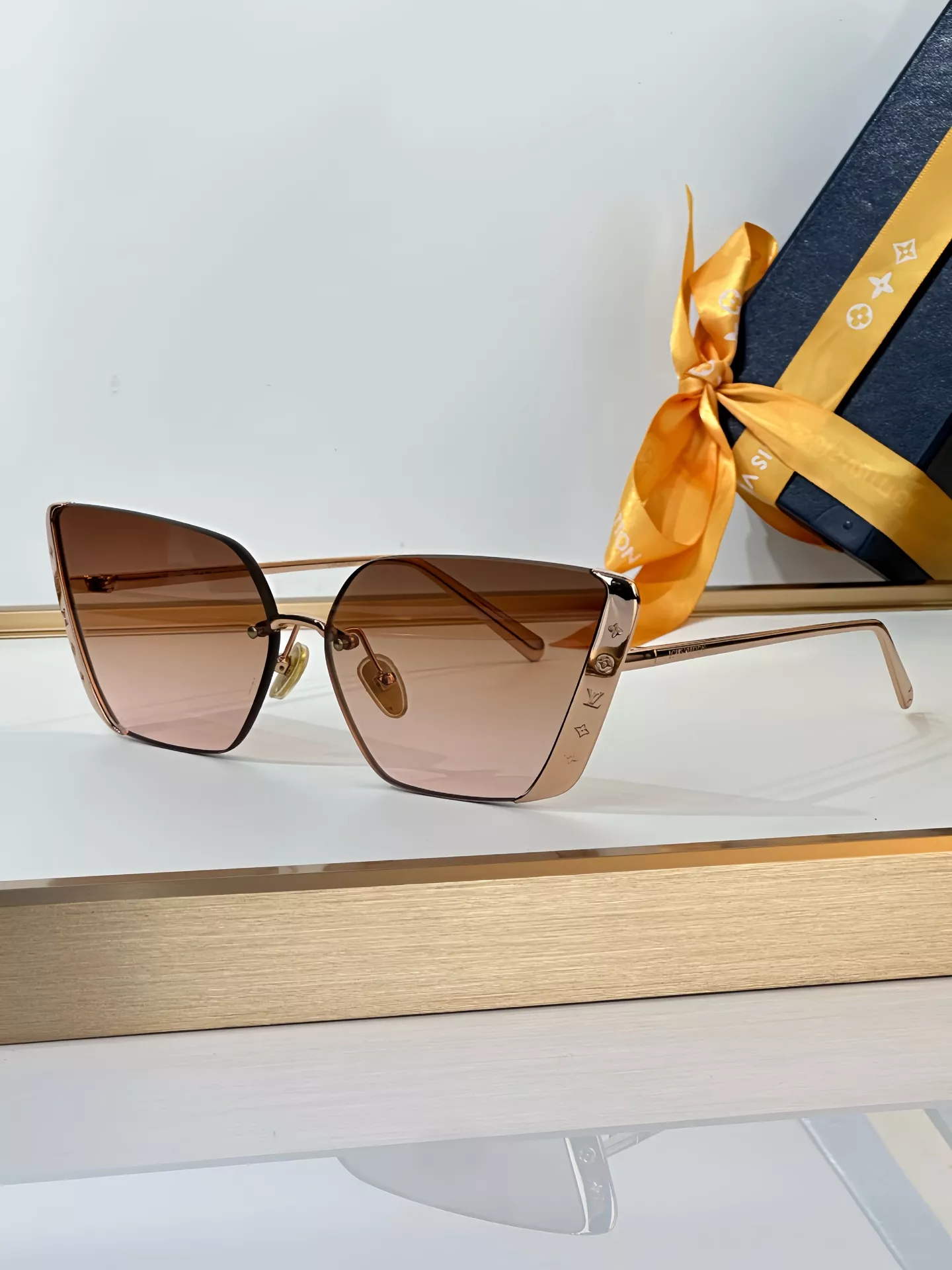 GoAnywhere 4507 Louis Vuitton AAA Quality Sunglasses