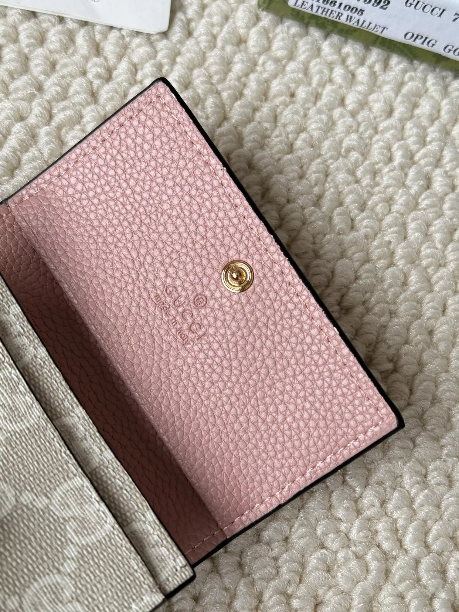 GoAnywhere 4643 Gucci Card Case