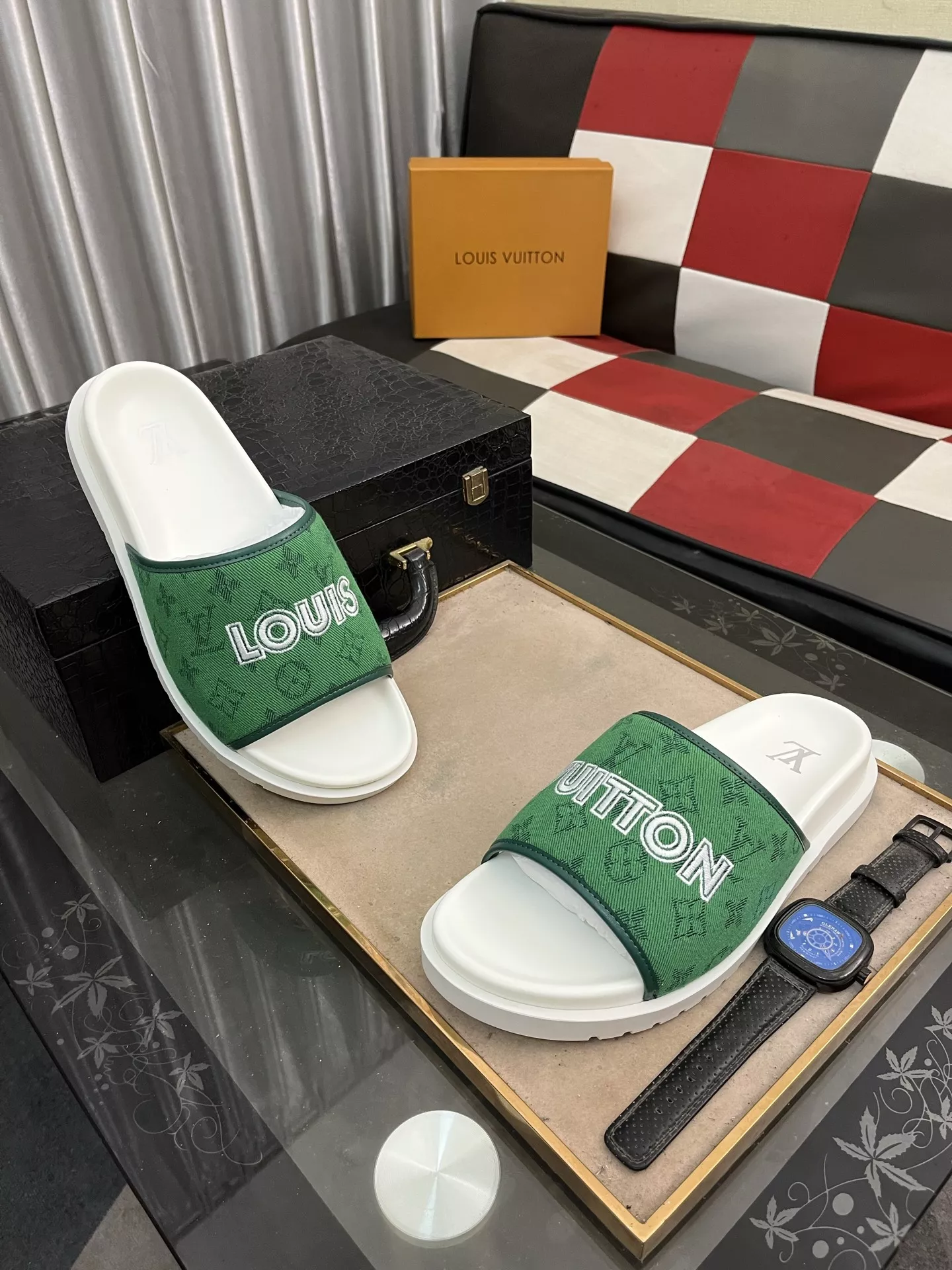 GoAnywhere 487 Louis Vuitton Slippers For Men