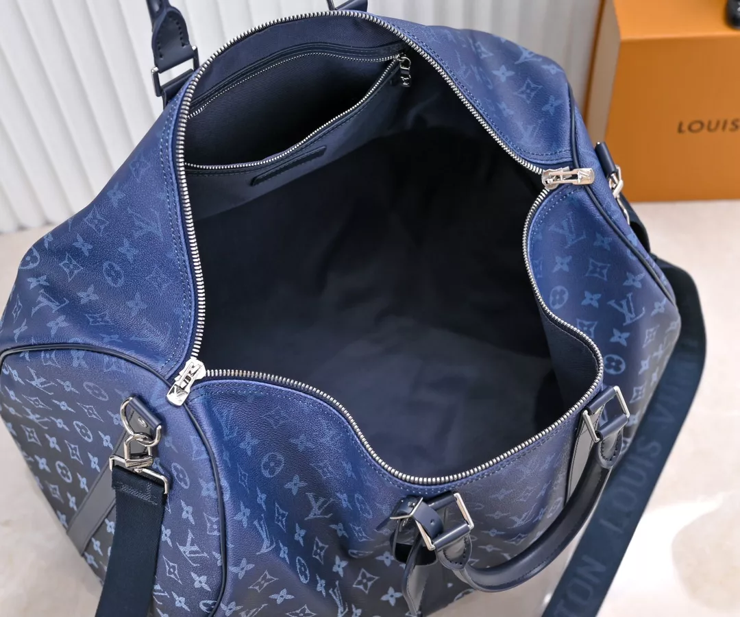 GoAnywhere 4939 Louis Vuitton Travel Bags