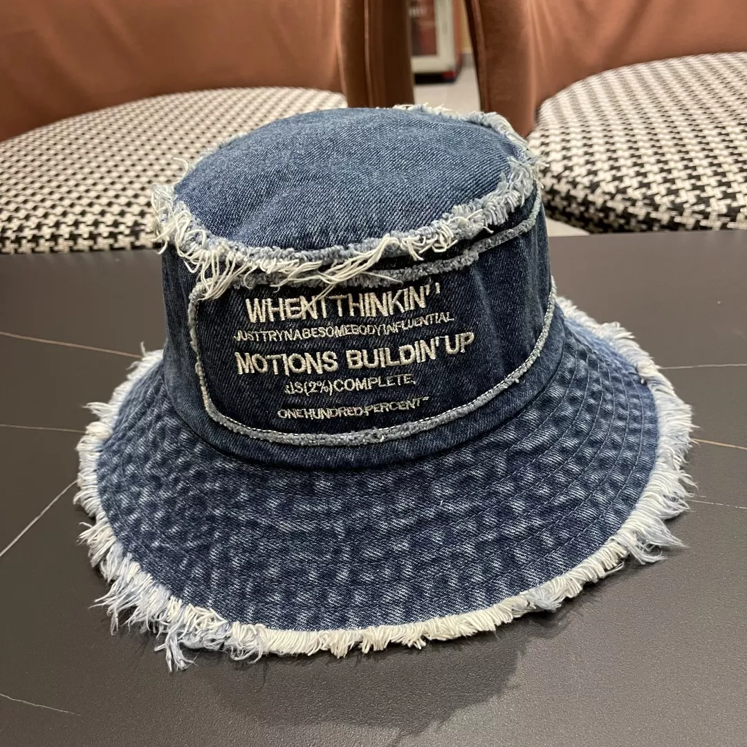 GoAnywhere 505 Prada Caps