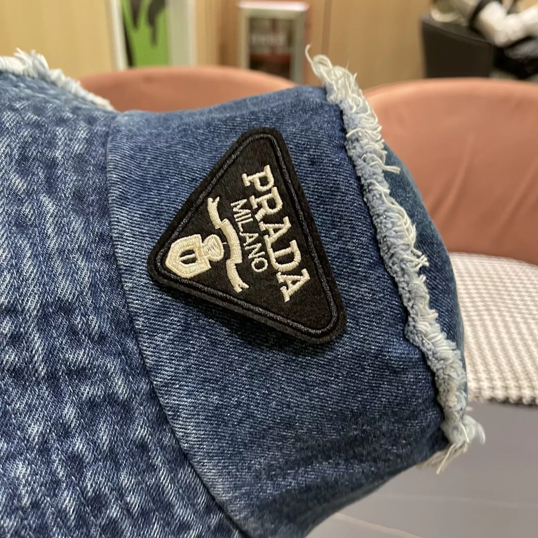 GoAnywhere 505 Prada Caps