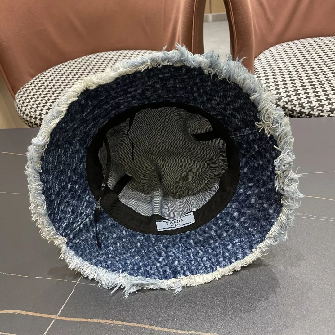 GoAnywhere 505 Prada Caps