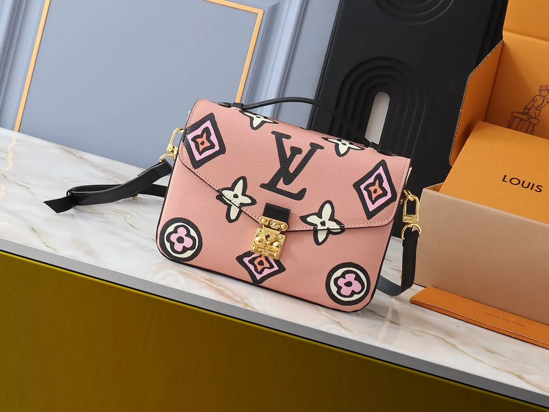 GoAnywhere 5357 Louis Vuitton AAA Quality Messenger Bags For Women