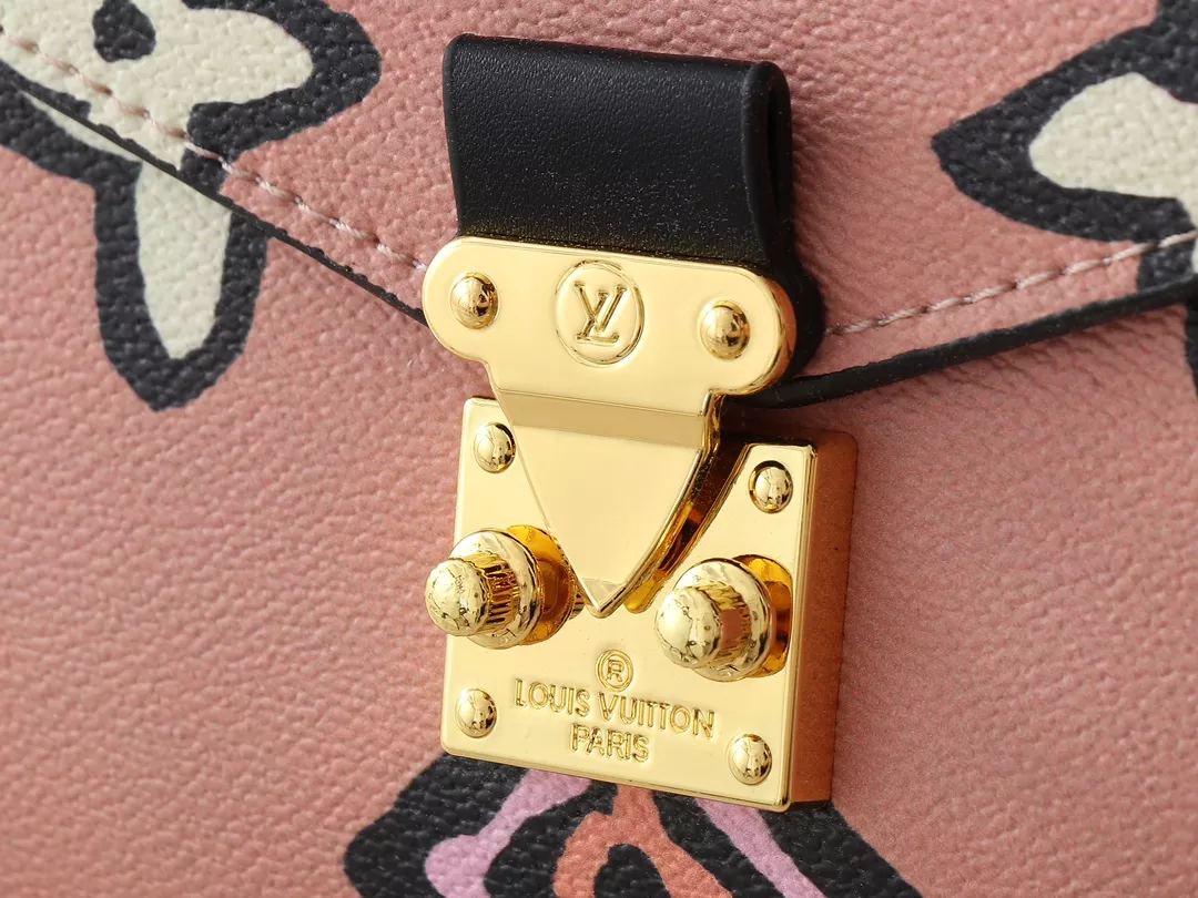 GoAnywhere 5357 Louis Vuitton AAA Quality Messenger Bags For Women