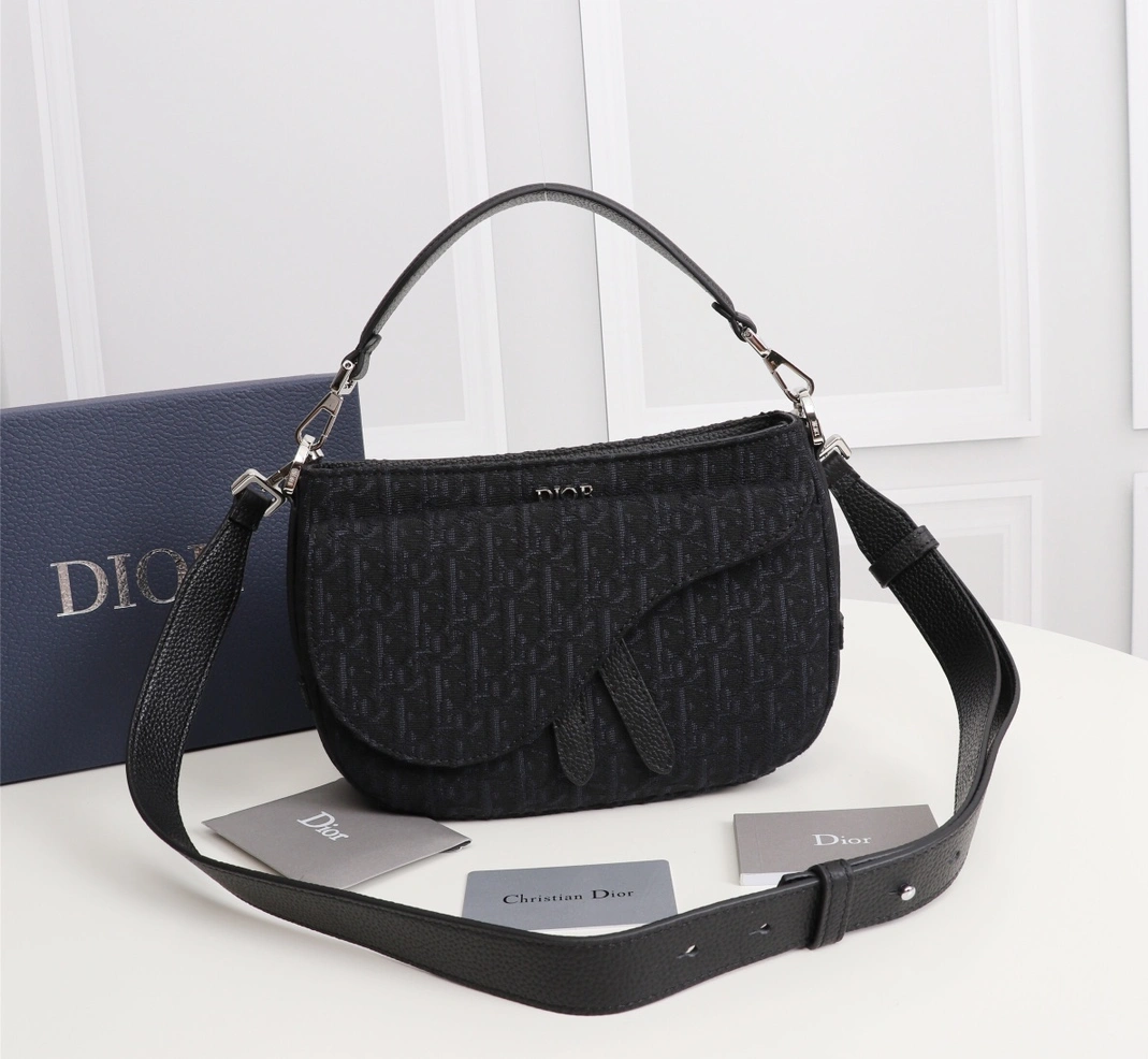 GoAnywhere 5467 Christian Dior AAA Man Messenger Bags