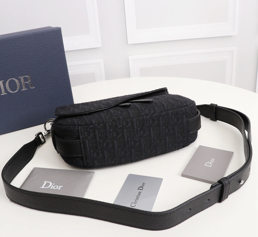 GoAnywhere 5467 Christian Dior AAA Man Messenger Bags