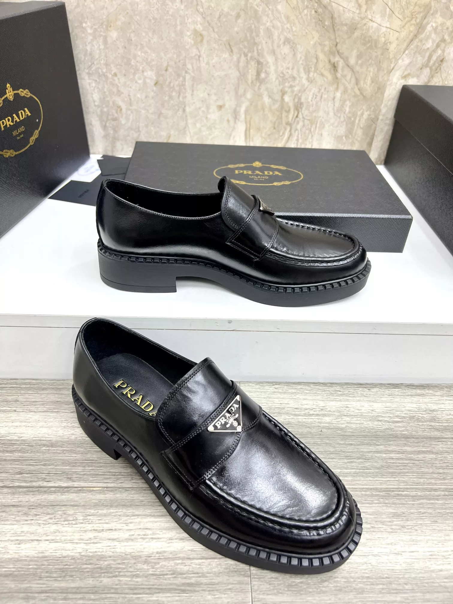 GoAnywhere 5674 Prada Leather Shoes For Men