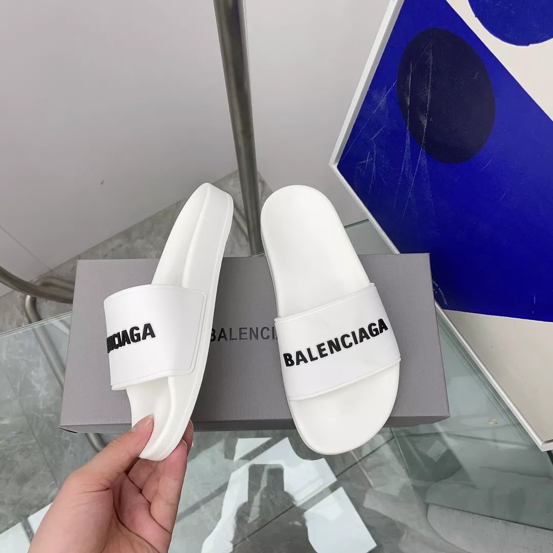 GoAnywhere 5697 Balenciaga Slippers For Men