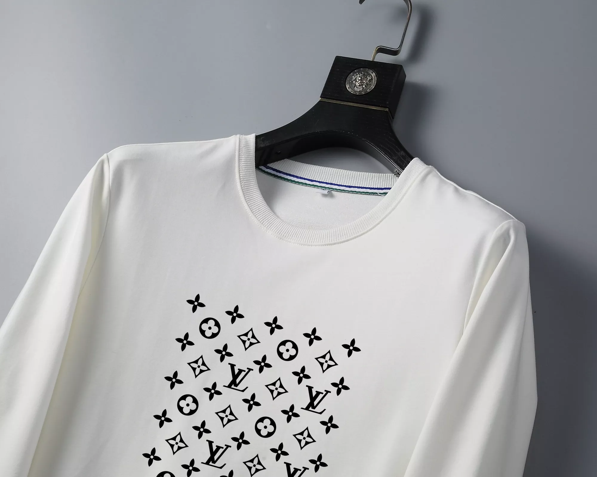 GoAnywhere 5699 Louis Vuitton LV Hoodies Long Sleeved For Men