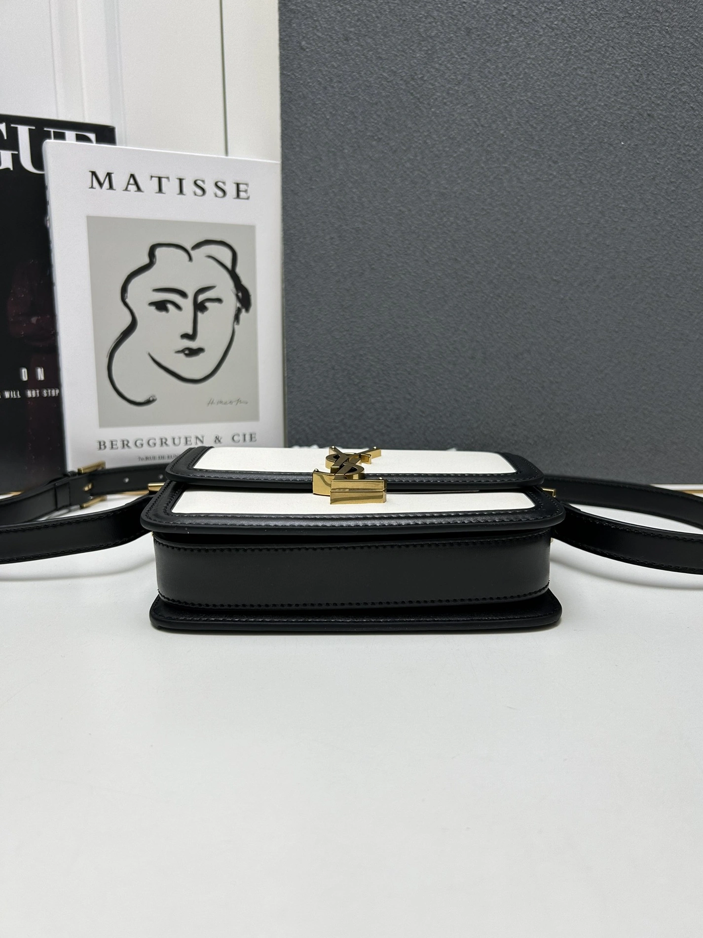 GoAnywhere 5742 Yves Saint Laurent YSL AAA Quality Messenger Bags For Women