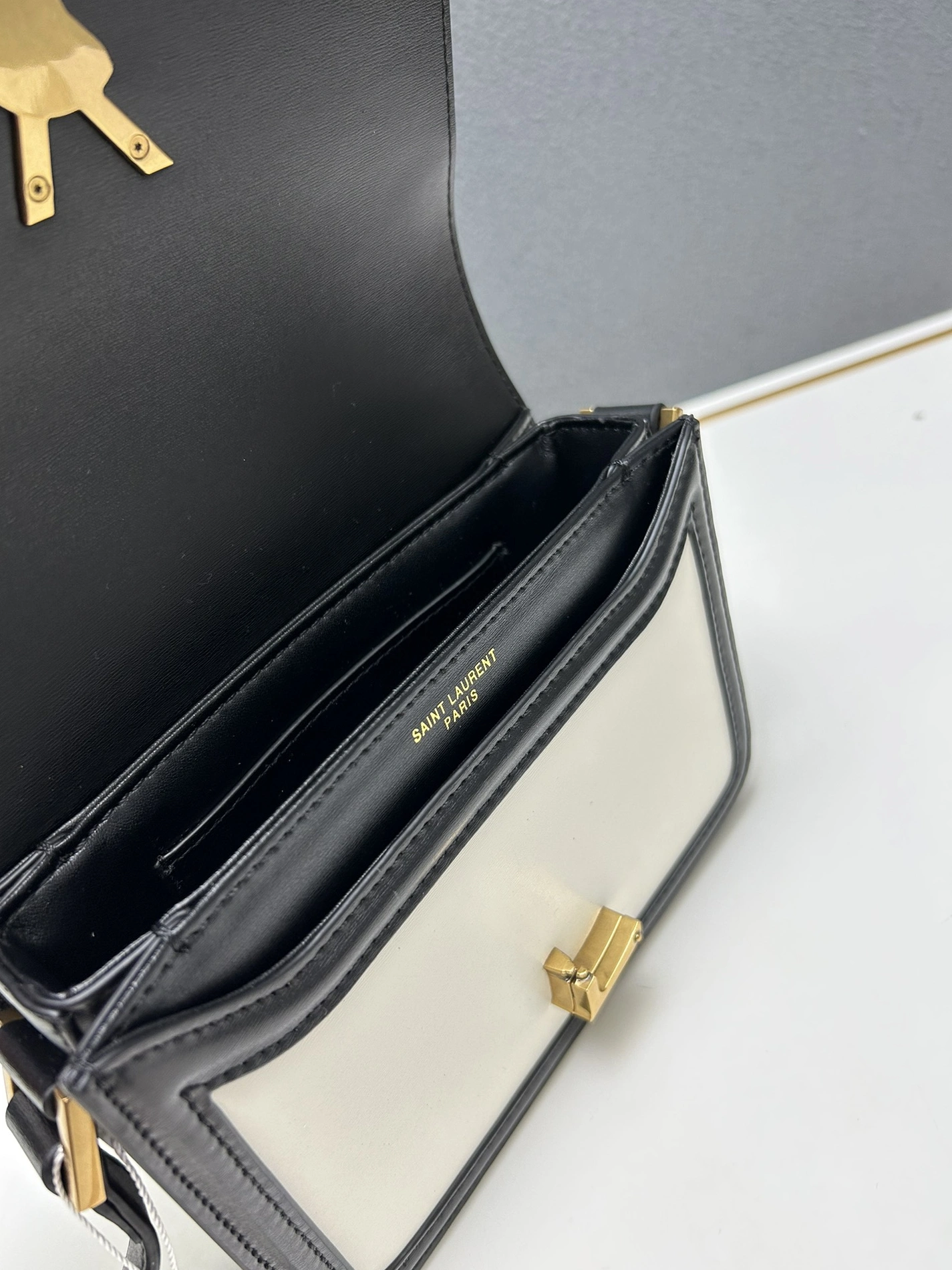 GoAnywhere 5742 Yves Saint Laurent YSL AAA Quality Messenger Bags For Women