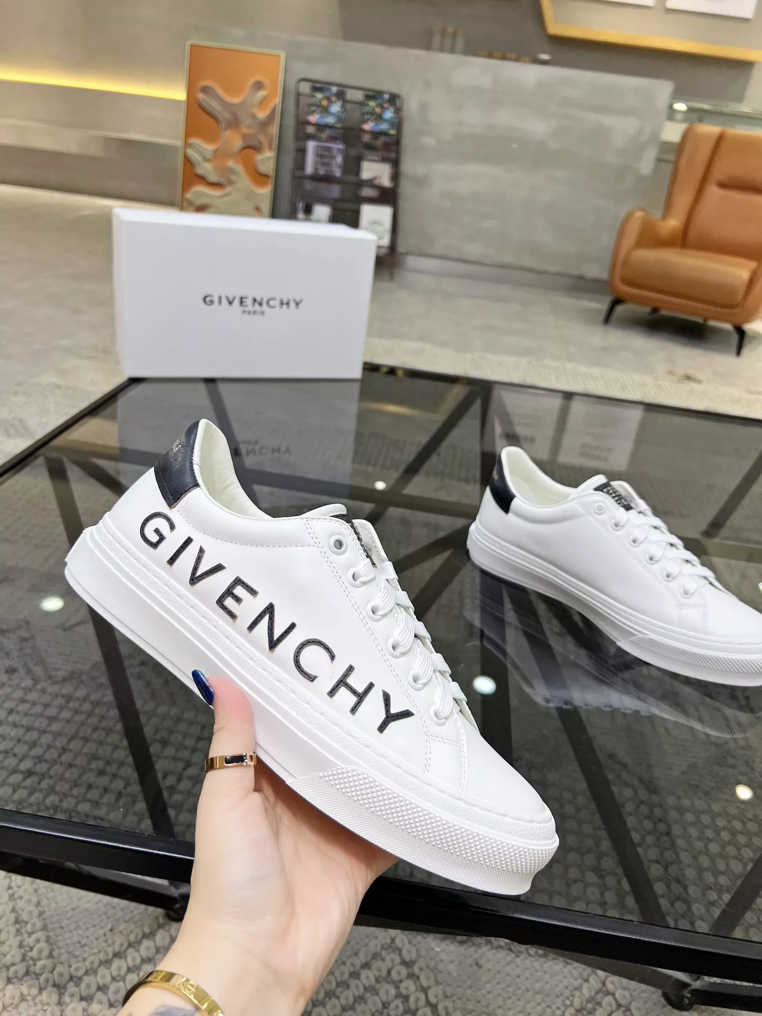 GoAnywhere 5810 Givenchy Casual Shoes For Men