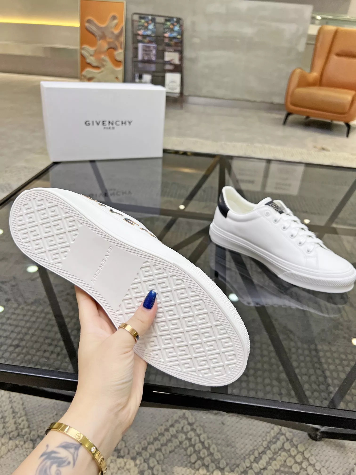 GoAnywhere 5810 Givenchy Casual Shoes For Men