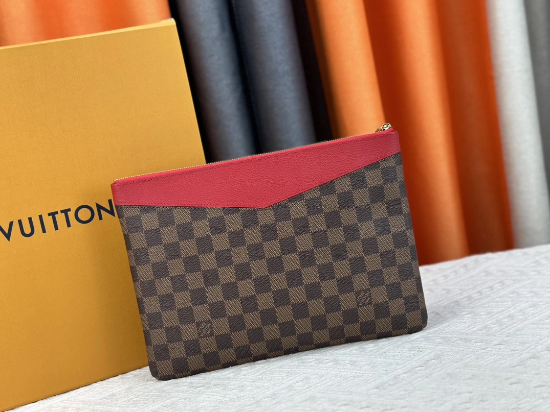 GoAnywhere 6108 Louis Vuitton LV Wallets For Unisex