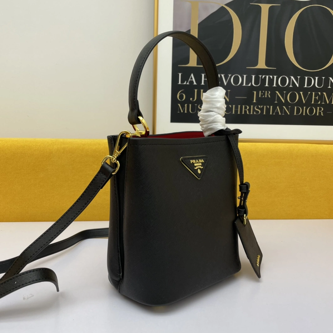 GoAnywhere 612 Prada AAA Quality Handbags For Women