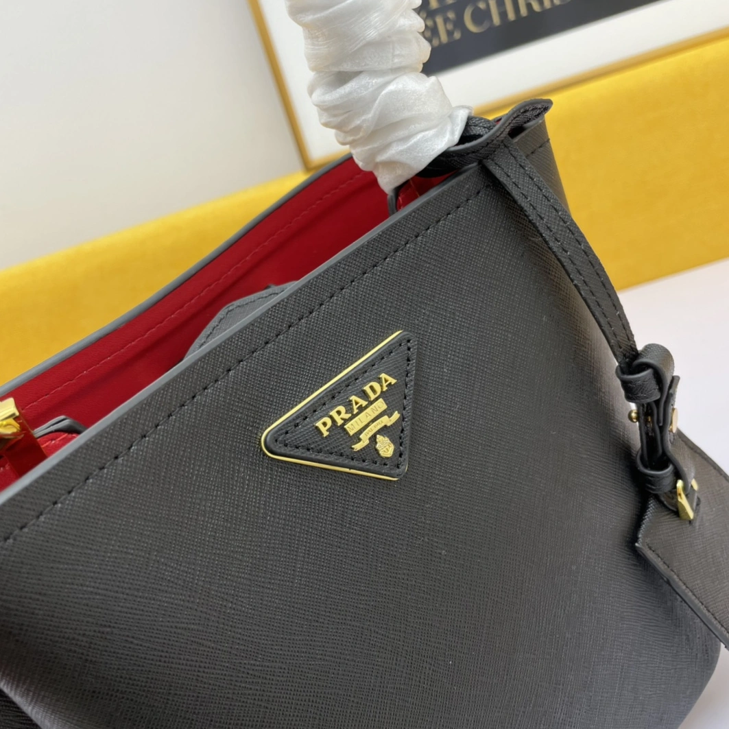 GoAnywhere 612 Prada AAA Quality Handbags For Women