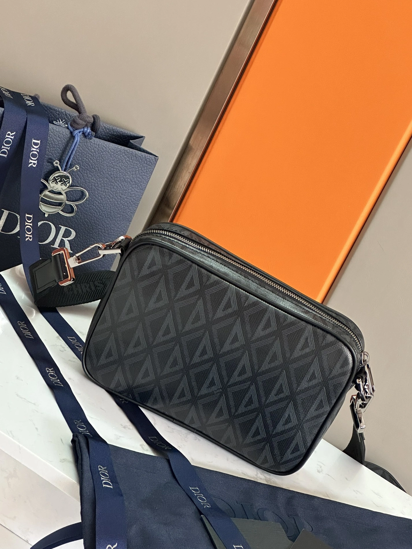 GoAnywhere 6687 Christian Dior AAA Man Messenger Bags