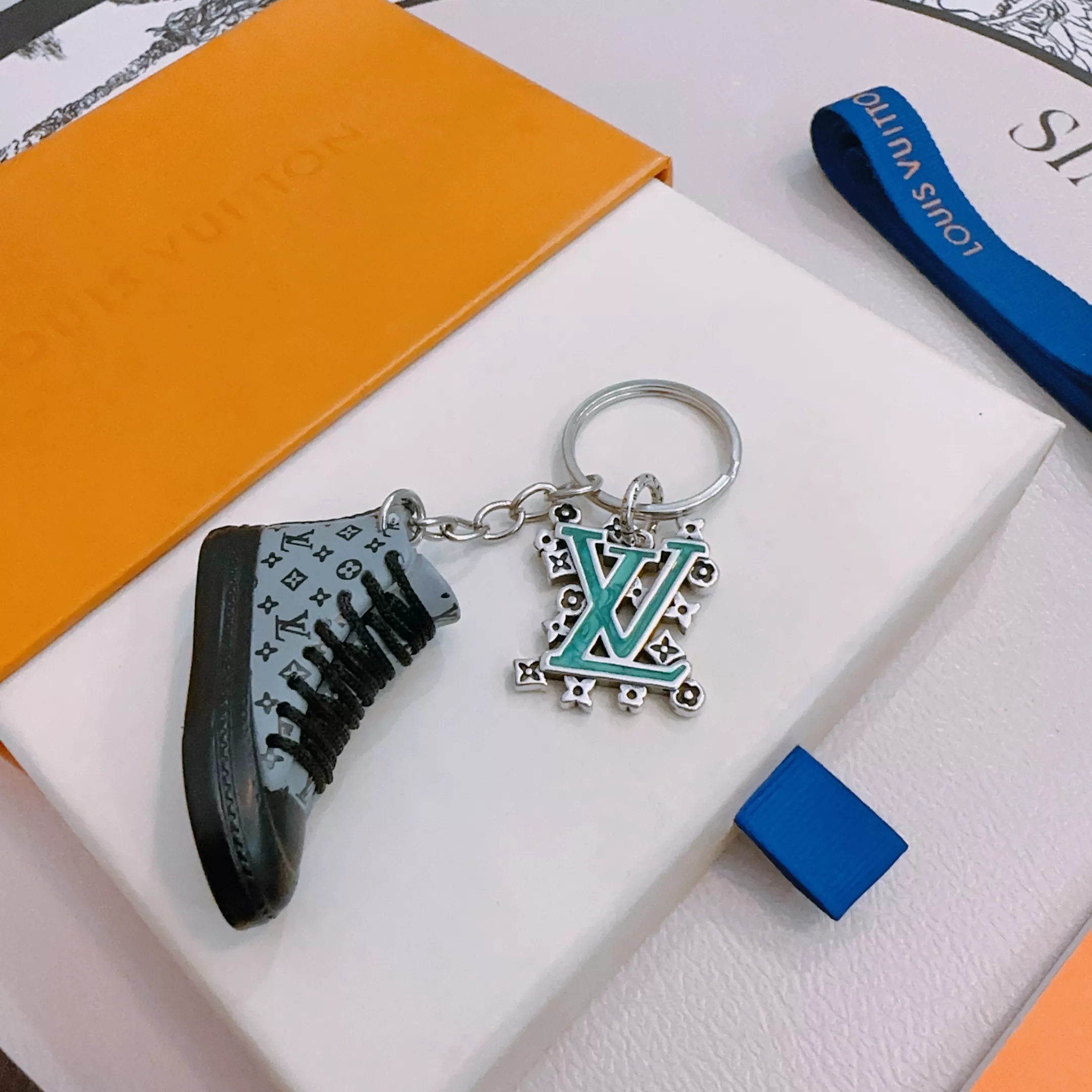GoAnywhere 6799 Louis Vuitton LV Key Holder And Bag Buckle