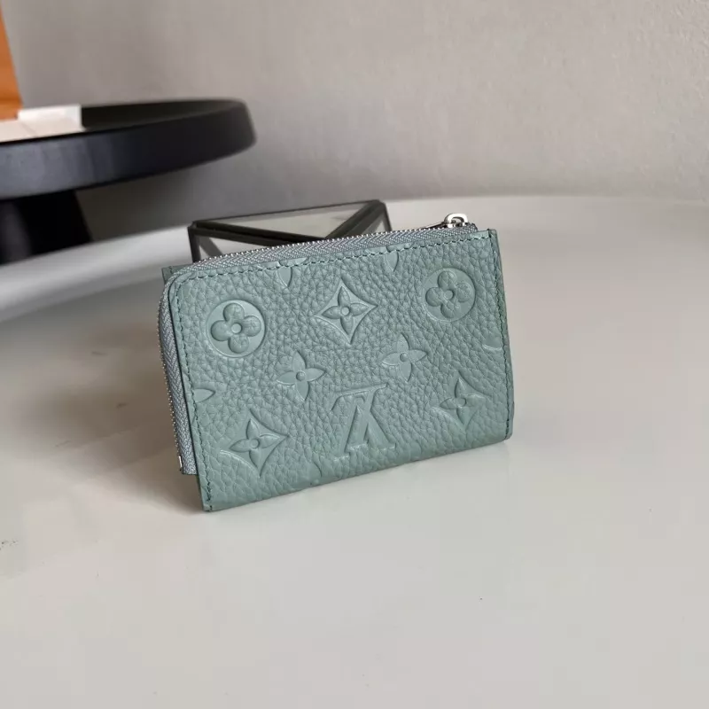 GoAnywhere 6915 Louis Vuitton AAA Quality Card Case