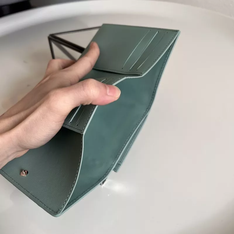 GoAnywhere 6915 Louis Vuitton AAA Quality Card Case