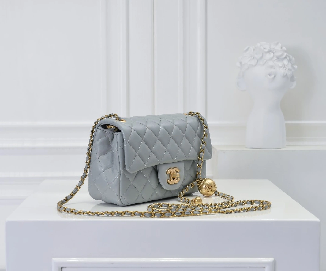 GoAnywhere 7020 Chanel AAA Quality Messenger Bags